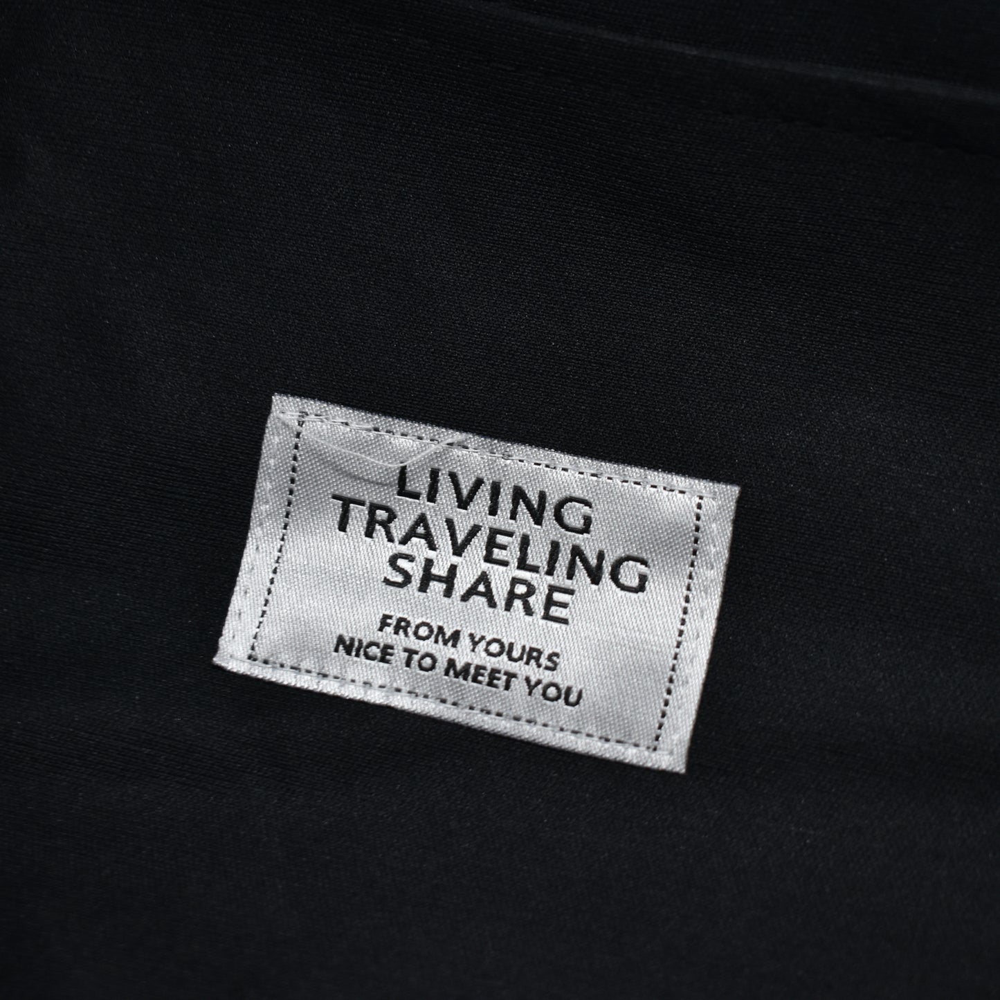 Пазарска чанта "Living & Traveling & Share"